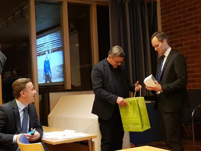 Syyskokouksen päätöksiä